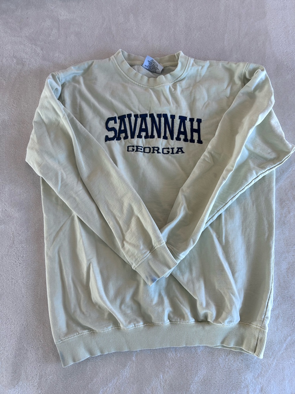 Savannah Georgia Crewneck Sweatshirt - Light Yellow